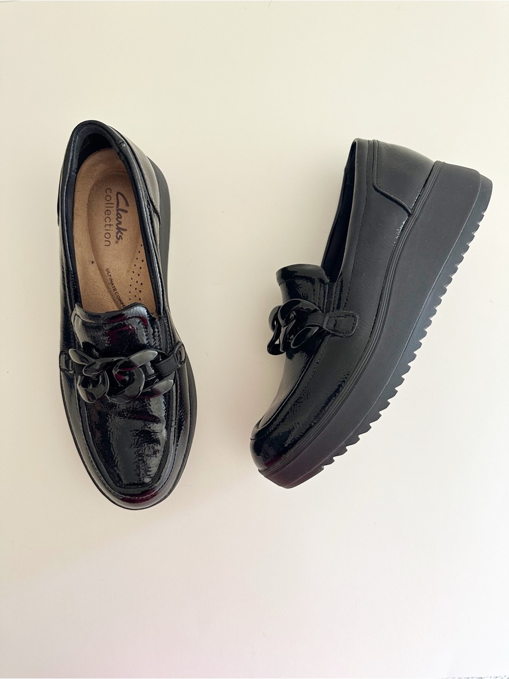 Clarks Black patent leather Zylah May platform Chunky Chain loafers